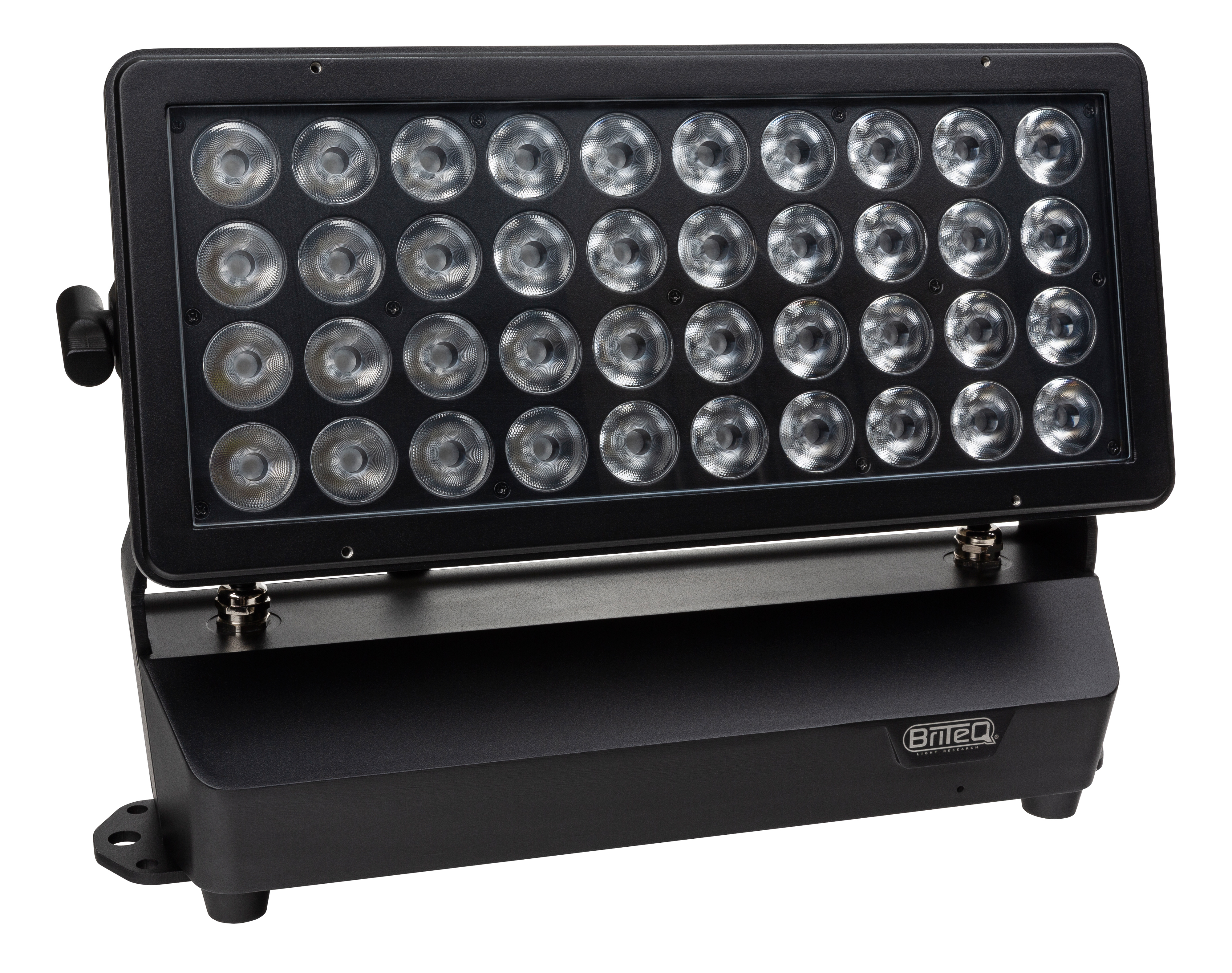 Powerful IP65 indoor and outdoor LED projector (40x 20W RGBL LEDs) for the entertainment and rental industry or fixed installations